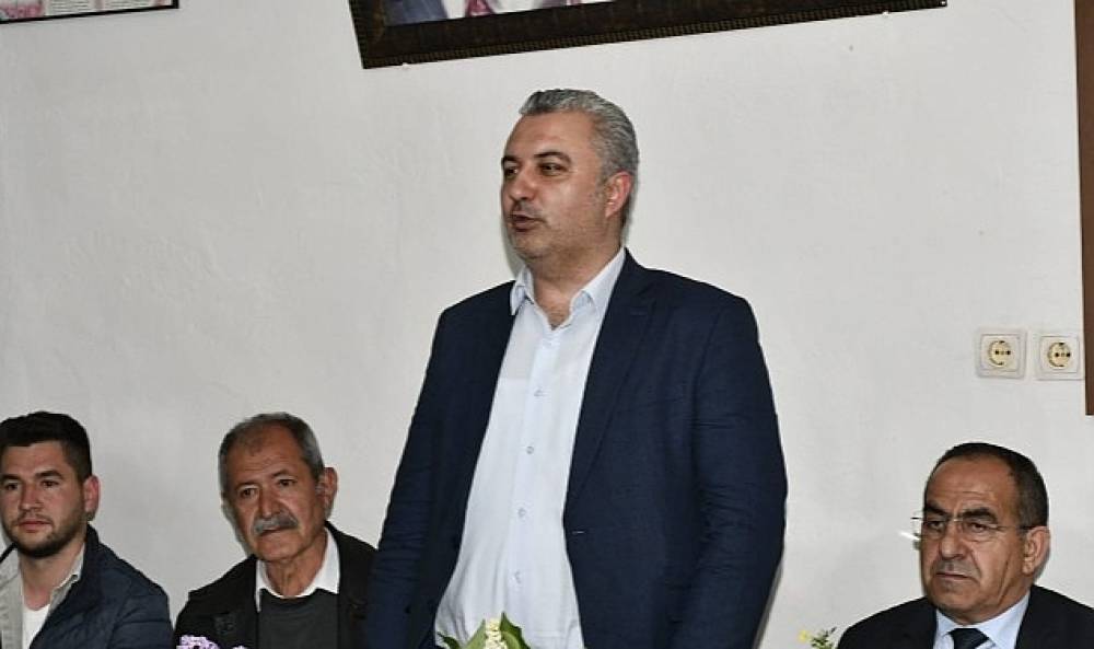 CHP Tekirdağ Milletvekili Adayı İsmail Çelebi ve Malkara Belediye Başkanı Ulaş Yurdakul, 2 Mayıs 2023 Salı akşamı Yenidibek, Teteköy ve Deveci Mahallelerine ziyaret gerçekleştirdiler