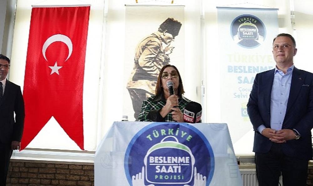 Selvi Kılıçdaroğlu ve Beylikdüzü Belediye Başkanı Mehmet Murat Çalık “Beslenme Saati" Projesi İçin Van'da