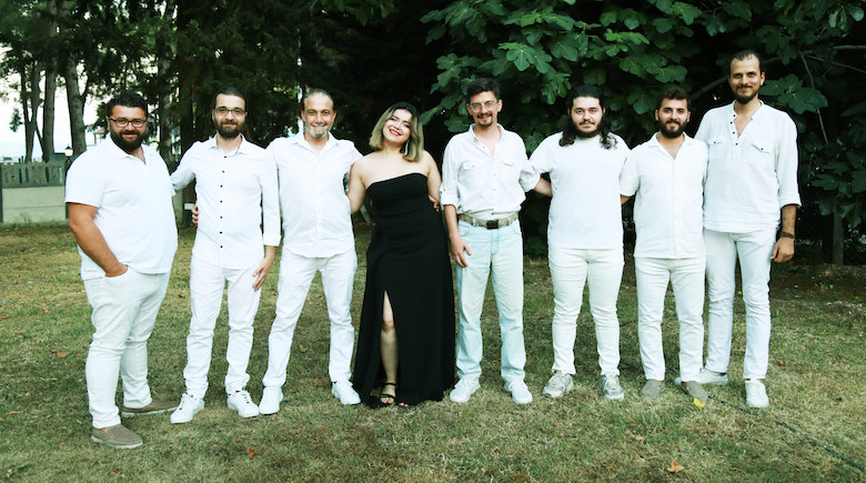 Bursa Düğün Orkestra: Bursa'nın En Fazla Eğlendiren Müzik Grubu! 